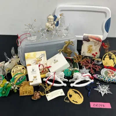 CN143 Have A Very Fancy Christmas! Swarovski, Lenox, and More