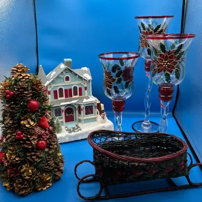 CN152 Christmas Is Coming!