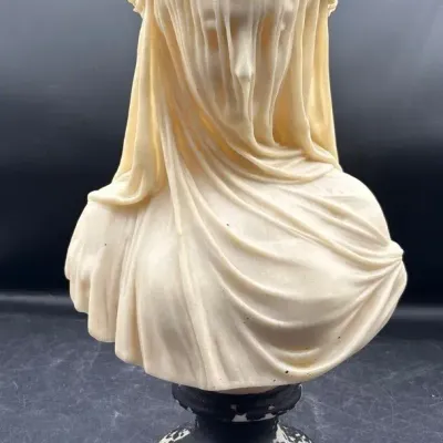 CN001 European Sculptured Bust By Toscano