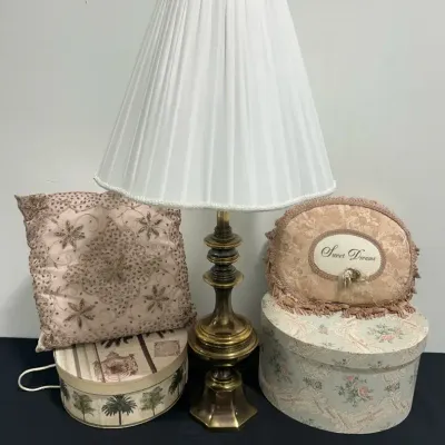 CN178 Vintage Boudoir Collection