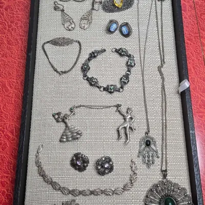 Sale Photo Thumbnail #609