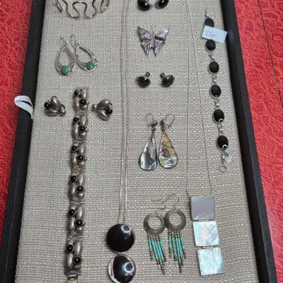 Sale Photo Thumbnail #261