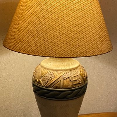 Sale Photo Thumbnail #22: Premium condition lamp for sale