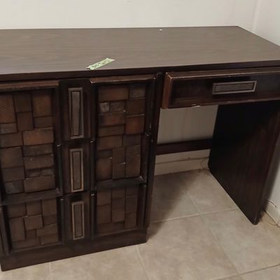 Sale Photo Thumbnail #5: Vintage 1977 office desk. Deep drawers, excellent condition.