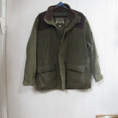 Sale Photo Thumbnail #218: Men's Cabela's Outdoor Gear hunting style jacket in olive green with a brown corduroy collar and shoulder trim.