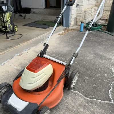 Sale Photo Thumbnail #5: Electric Mower
