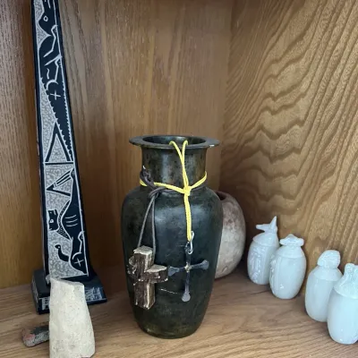 Sale Photo Thumbnail #48: Assorted home decor