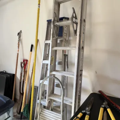 Sale Photo Thumbnail #16: Assorted ladders