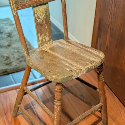 Sale Photo Thumbnail #18: Primitive chair 