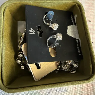 Sale Photo Thumbnail #155