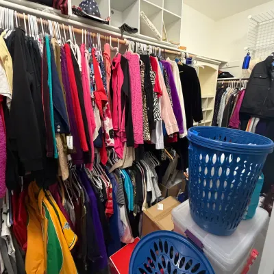 Sale Photo Thumbnail #143