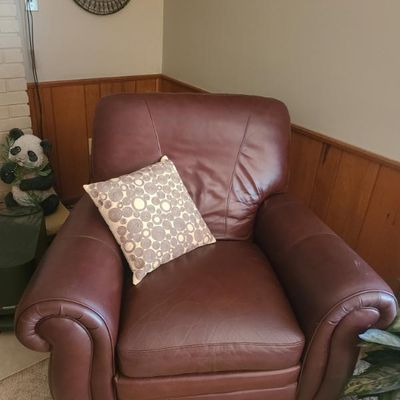 Sale Photo Thumbnail #25