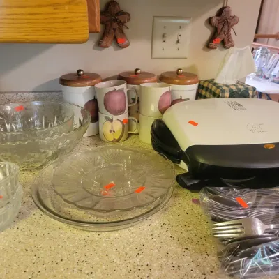 Sale Photo Thumbnail #16: Kitchen