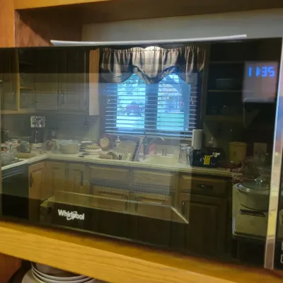 Sale Photo Thumbnail #17: Whirlpool Microwave