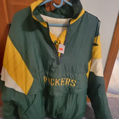 Sale Photo Thumbnail #67: Packer Pullover