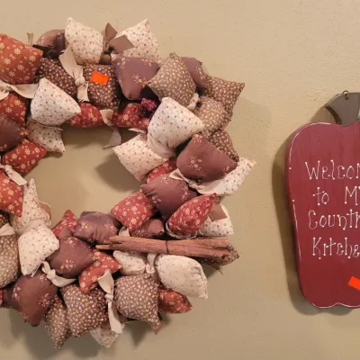 Sale Photo Thumbnail #19: Fabric pillow wreath 