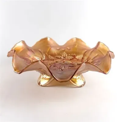 Lot 025   
Vintage Fenton Marigold Carnival Glass Bowl