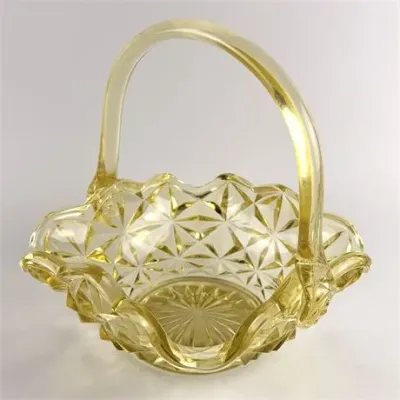 Lot 047   0 Bid(s)
Vintage Indiana Glass Yellow Monticello Basket