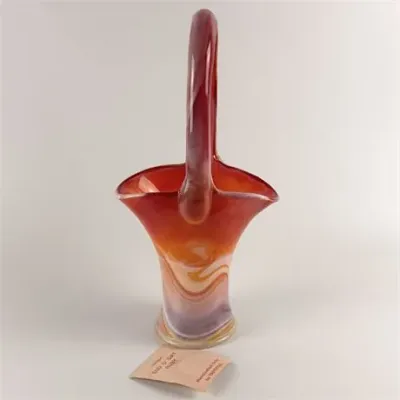 Lot 029 
Vintage Imperial End O’ Day Ruby Slag Basket