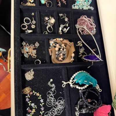 Sale Photo Thumbnail #96