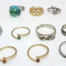 Lot 038   12 Bid(s)
Rings lot some Sterling