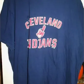 Lot 027   1 Bid(s)
Cleve Indians Wahoo shirt size 4XL