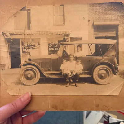 Estate sale photo