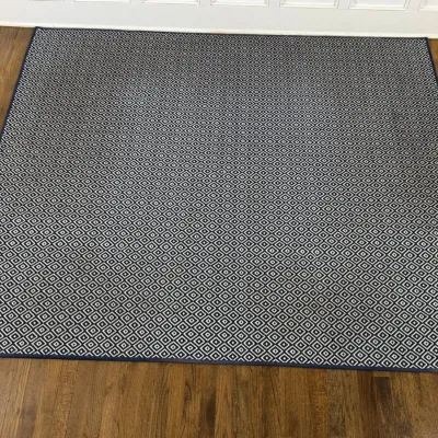 Navy & White Outdoor Polypropylene Area Rug