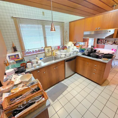 Sale Photo Thumbnail #68