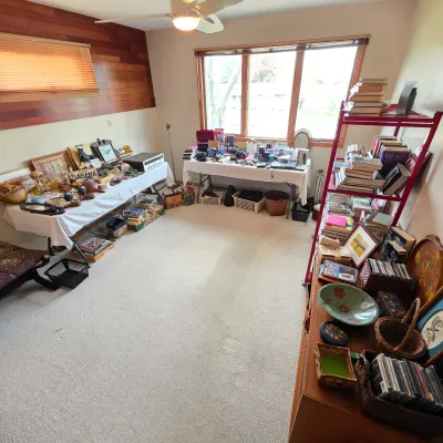 Sale Photo Thumbnail #67