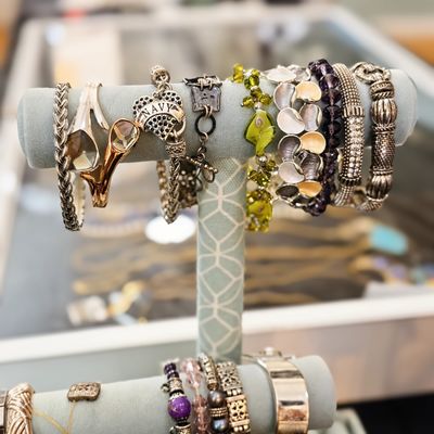 Sale Photo Thumbnail #11