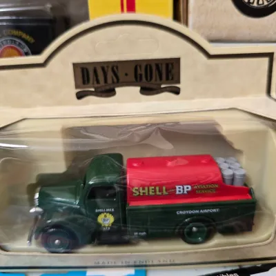 Sale Photo Thumbnail #78