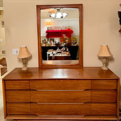 Sale Photo Thumbnail #115