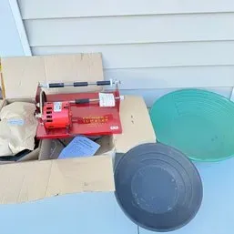 Sale Photo Thumbnail #13: Thumler's Tumbler rock tumbler base in original box, paired with green and black gold panning pans.