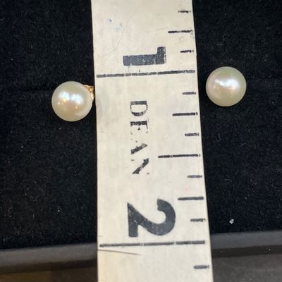 Sale Photo Thumbnail #3: I’m not a jeweler and I’m not trained in precious stones, but they appear to be pearl set in 14 K gold