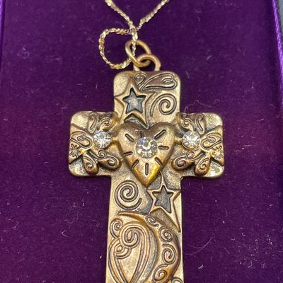 Sale Photo Thumbnail #5: Chain is stamped 925 but the pendant is not