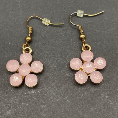 Sale Photo Thumbnail #28: Soft pink is so pretty and feminine