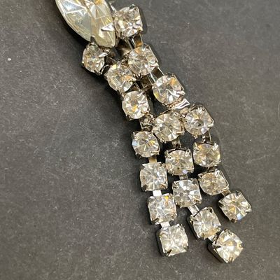 Sale Photo Thumbnail #99: Rhinestone pins