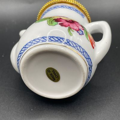Sale Photo Thumbnail #248: Trinket teapot