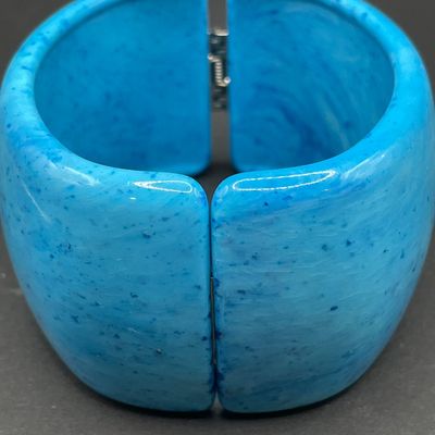 Sale Photo Thumbnail #69: Bracelets