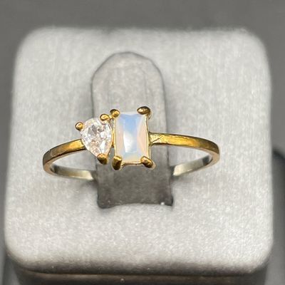 Sale Photo Thumbnail #187: Dainty ring