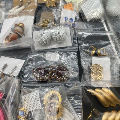 Sale Photo Thumbnail #39: Large bag of clip on earrings
