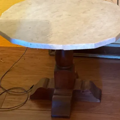 Vintage Round Marble-Top Pedestal Accent Table with Dark Wood Base