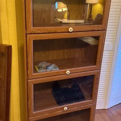 Vintage Oak Barrister-Style Bookcase with 4 Glass Lift-Up Doors – Lawyer's Display Cabinet
