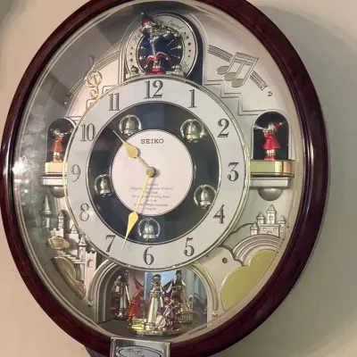 Seiko Melodies in Motion Beatles Musical Animated Wall Clock – Hey Jude, Let It Be & Imagine