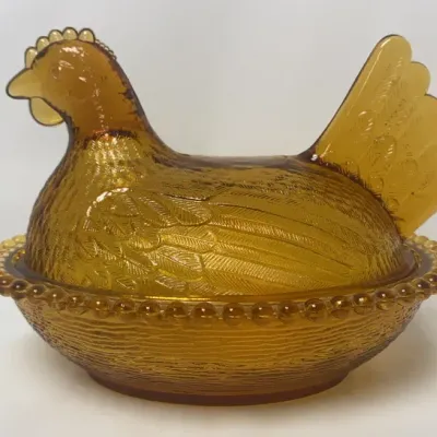 Sale Photo Thumbnail #27: Vintage Indiana Glass Amber Hen on Nest