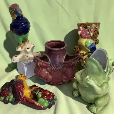 Vintage Majolica-style decorative pieces