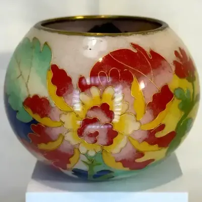 William (Bill) Yee plique-à-jour and cloisonné bowl