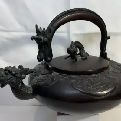 Antique Dragon Design Teapot