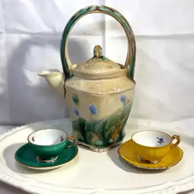 Handcrafted stoneware teapot 